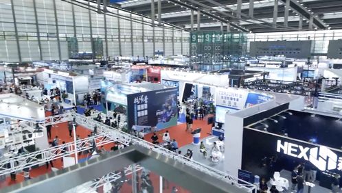 計(jì)算機(jī)技術(shù)驅(qū)動(dòng)無(wú)人機(jī)創(chuàng)新，3000余架無(wú)人機(jī)亮相深圳世界無(wú)人機(jī)大會(huì)